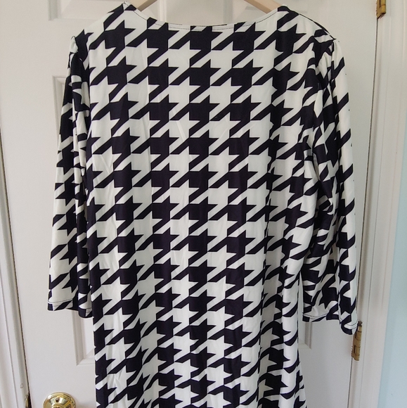 EUC Plus Size Reborn Collection Houndstooth Empire Waist Tunic - Size 2X - Picture 8 of 9